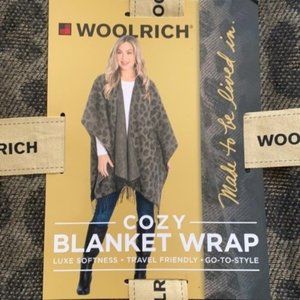 SALE❗️ Woolrich Leopard Blanket Wrap
